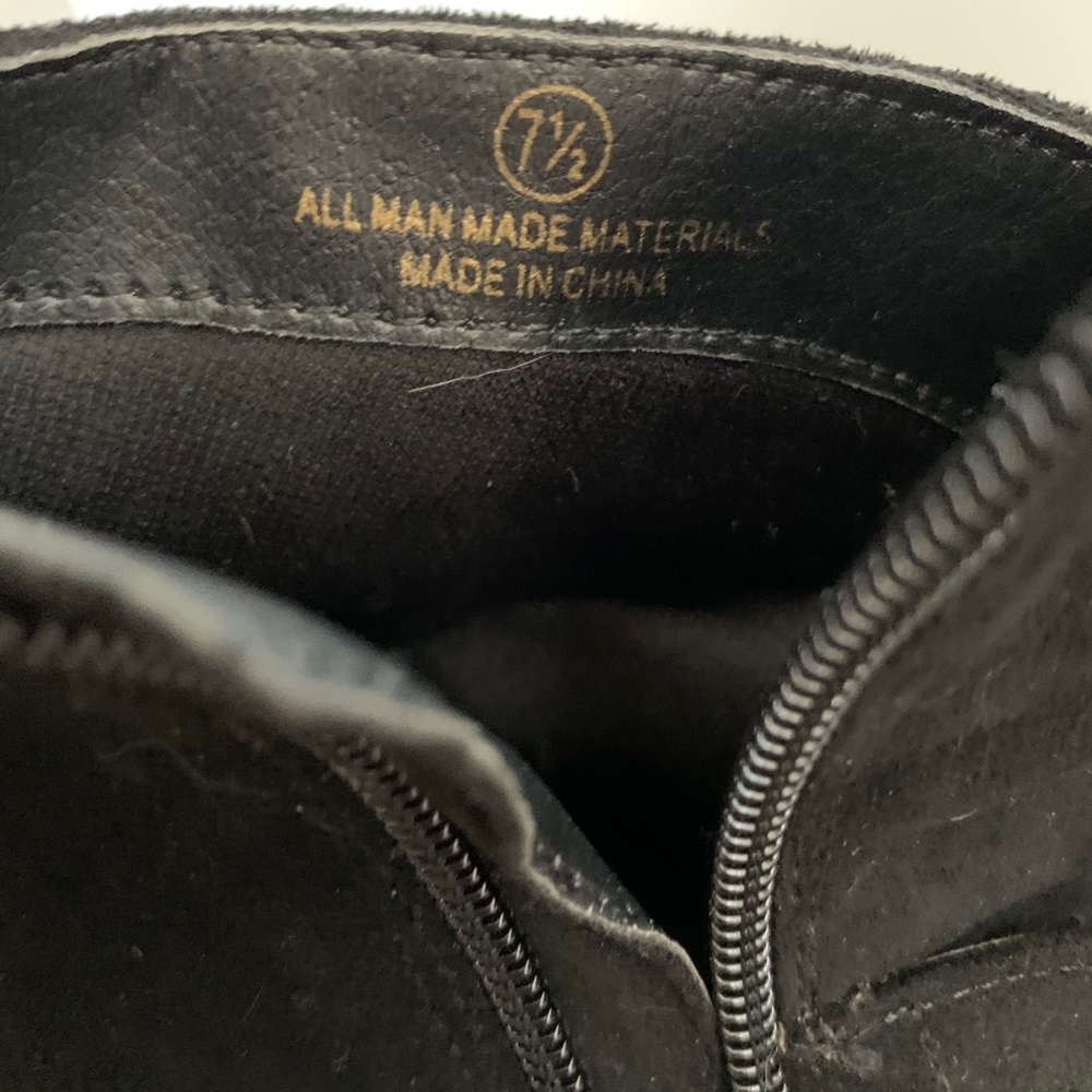 Heels - Picture 3 of 4